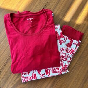 Burt's Bee Family Christmas PJ Set 2 Piece Set Red White Women's Size Medium